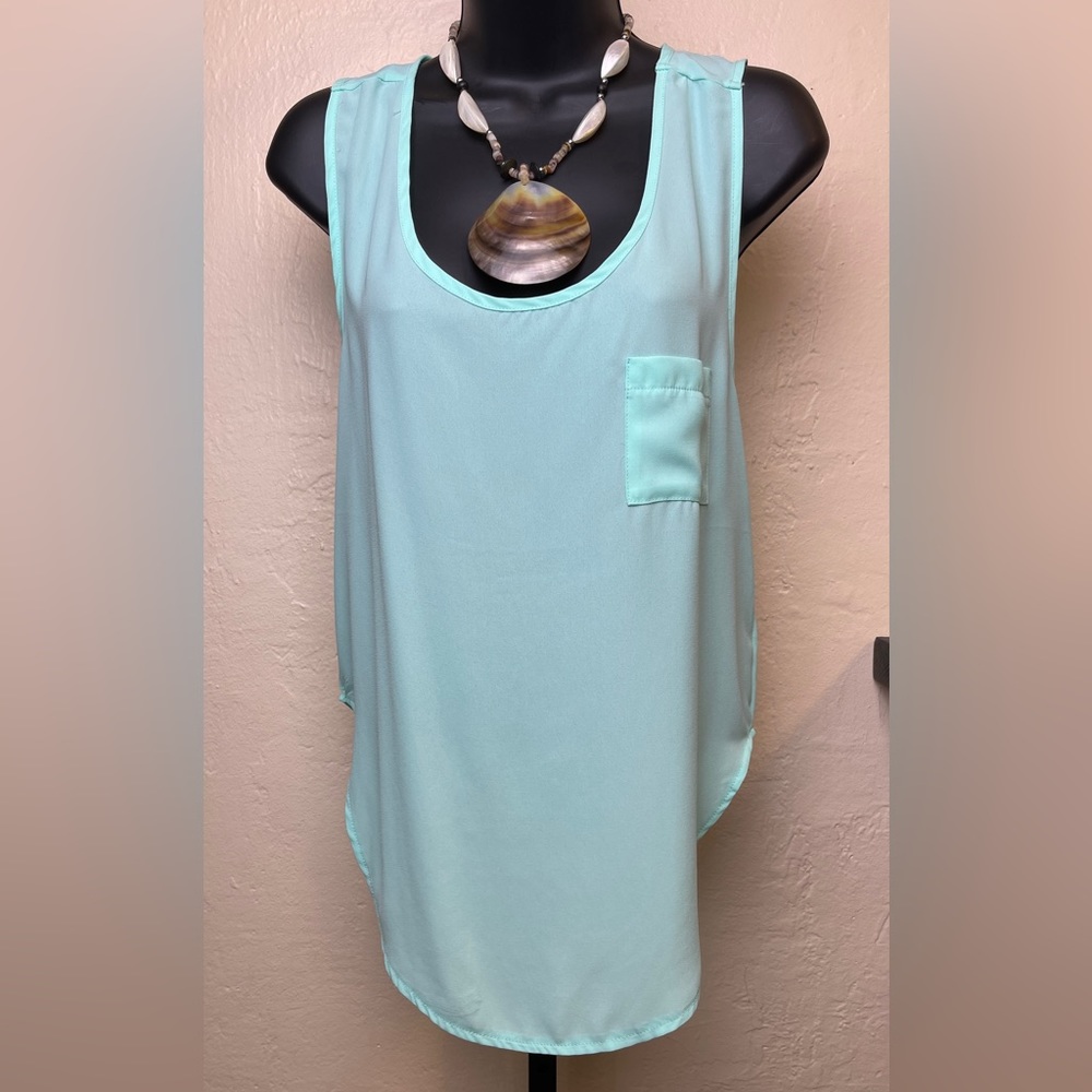 ALI & KRIS Mint Green Crisscross Back Blouse - Small - Picture 1 of 8